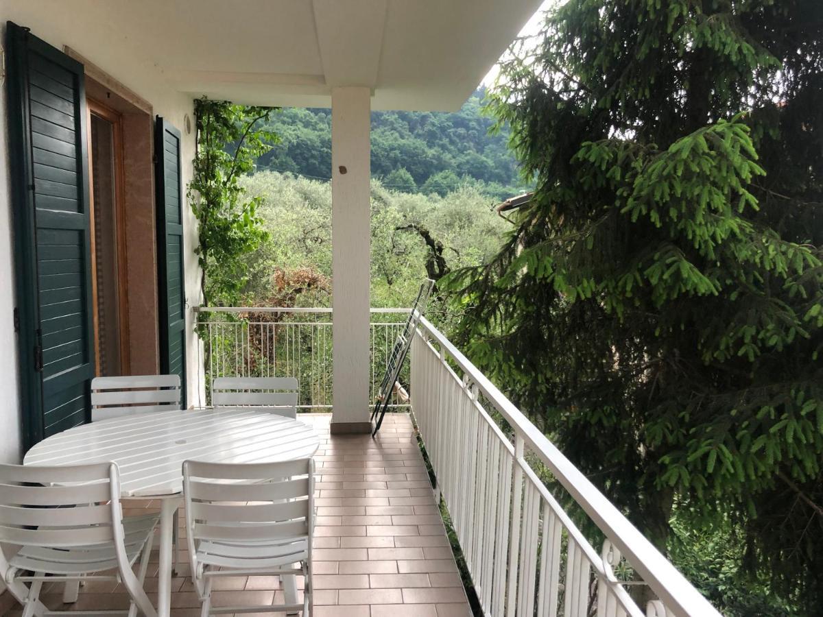 3 Rooms Apartment Whit Balcony And Lake Wiew 马尔切西内 外观 照片